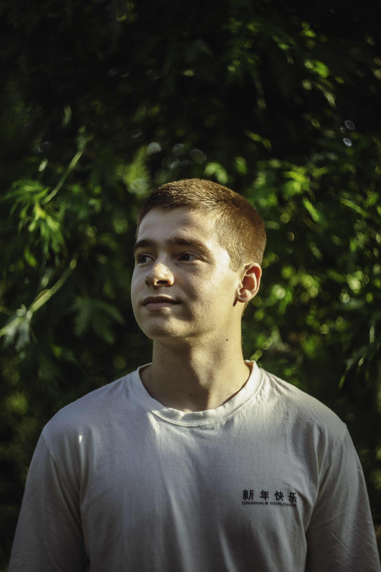 Portrait de Noa Boumghar, réalisateur indépendant et fondateur de Nexus Novae Production